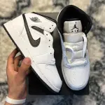 Air Jordan 1 Mid GS – White / Black (EU 38.5)