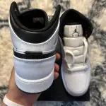 Air Jordan 1 Mid GS – White / Black (EU 38.5)